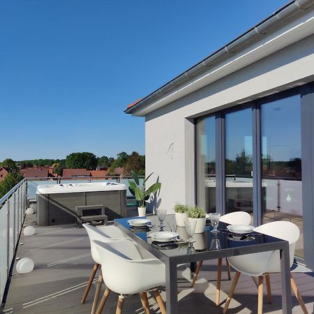 Penthouse Mit Whirlpool Im Herzen Von Niedersachsen Burgwedel  Esterno foto