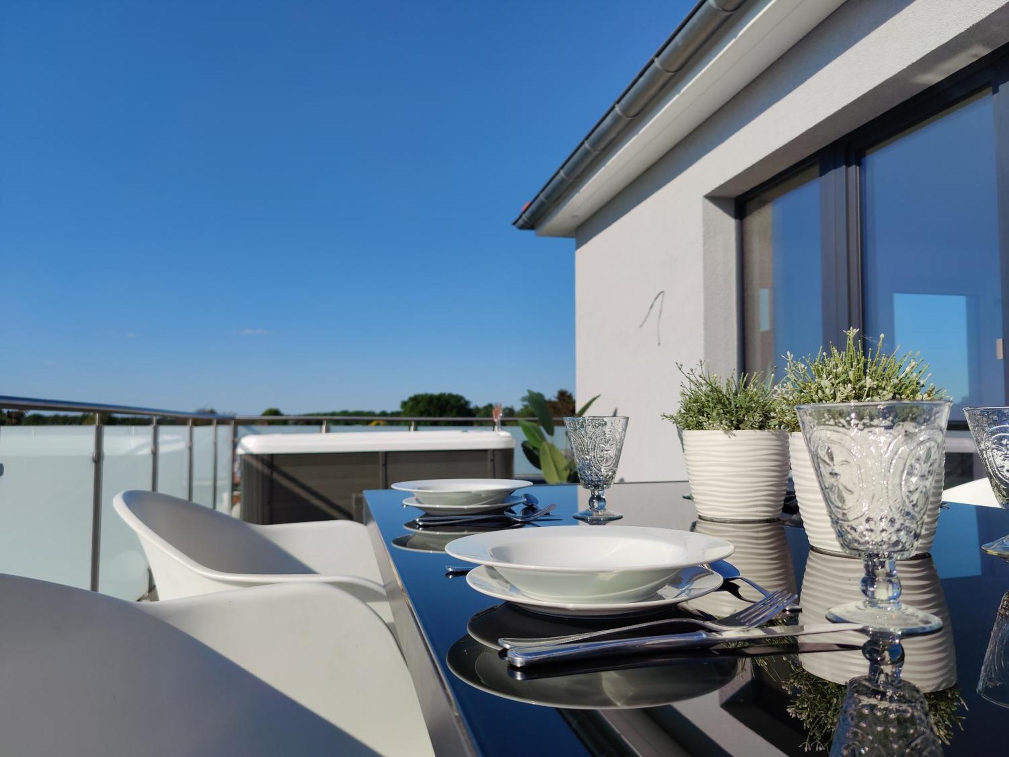 Penthouse Mit Whirlpool Im Herzen Von Niedersachsen Burgwedel  Esterno foto